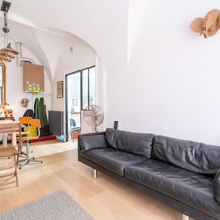 Grand Duplex Montmartre Apartment Paris Bagian luar foto