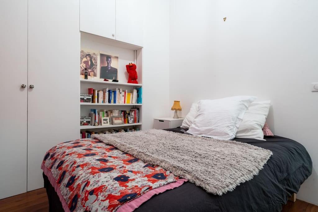 Grand Duplex Montmartre Apartment Paris Bagian luar foto